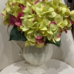Elegant Cream Vase with Green and Pink Hydrangeas